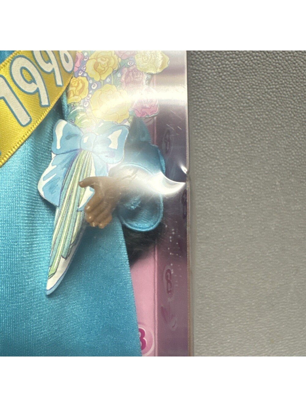 Special Edition Graduation Barbie African American Class Of 1998 Mattel - New - Picture 6 of 13